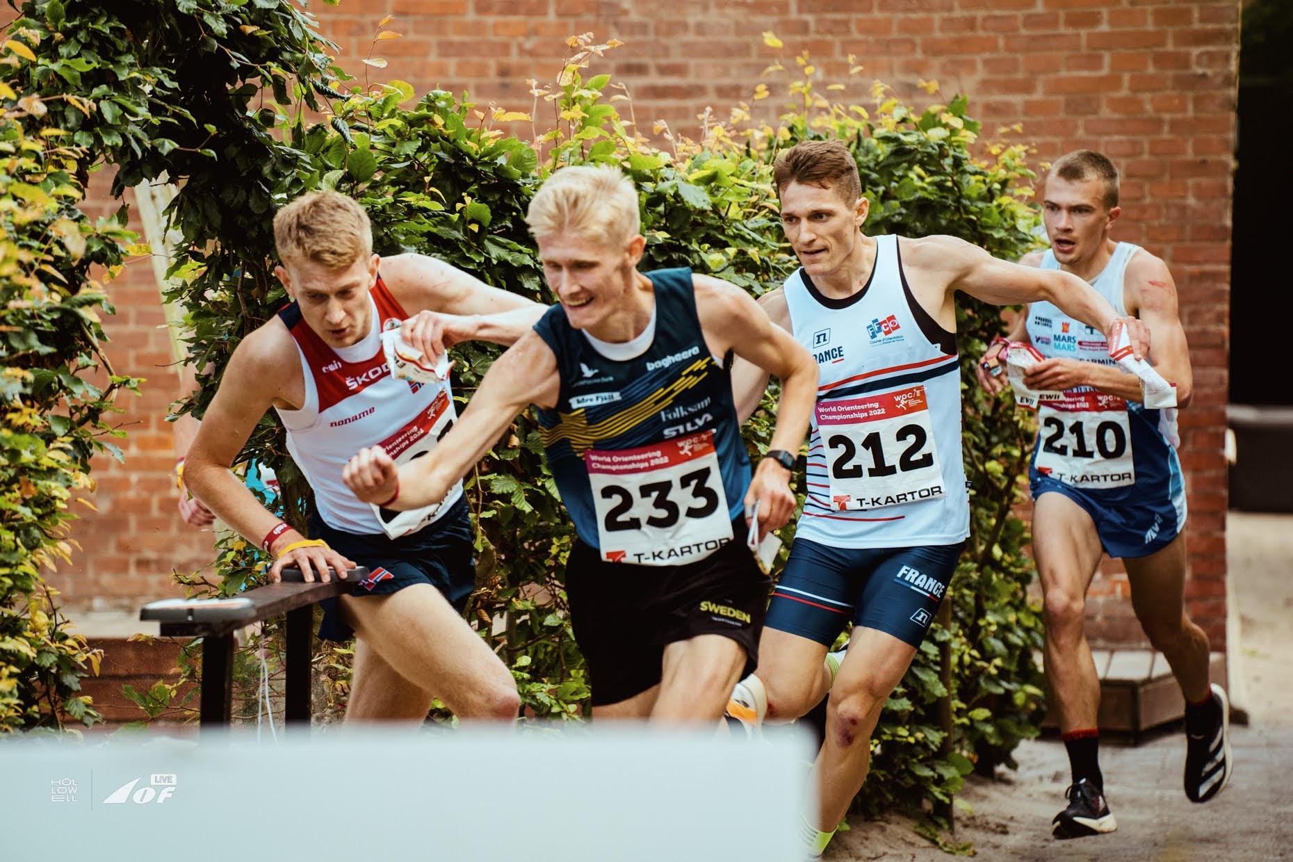 Finish of the second mens knockout sprint semi-final